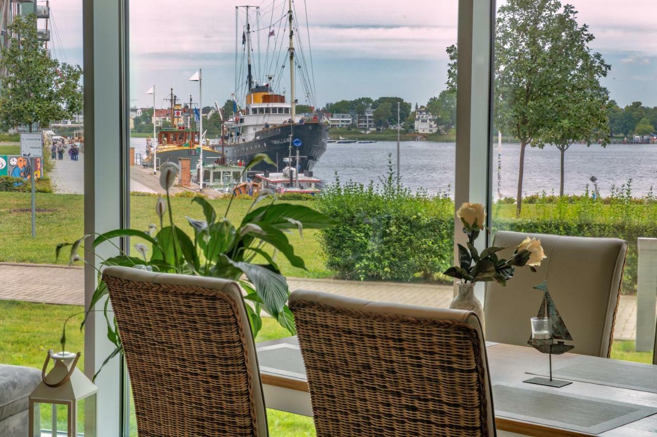 "Myharbourfront", Luxurioeses Wohnen An Der Hafenmole Apartment Rostock Exterior photo